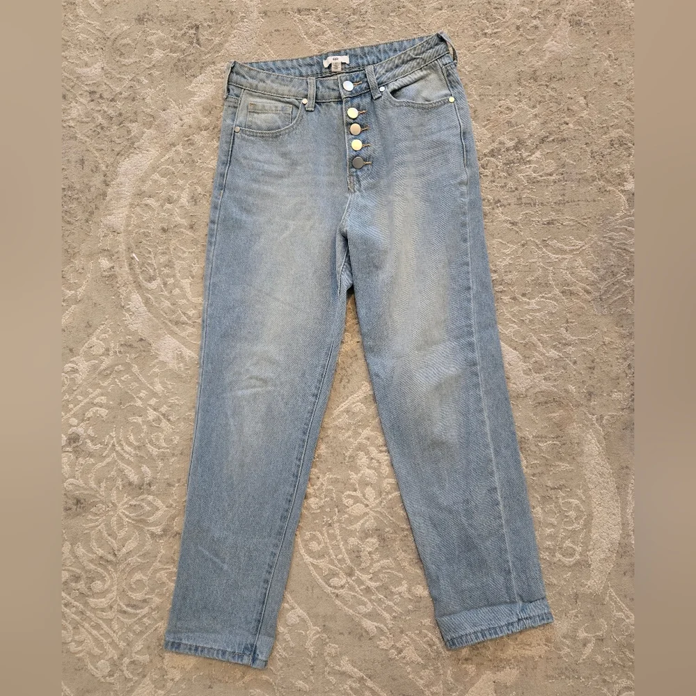 BP Light Blue Wash Denim Straight Leg Button Up Jeans